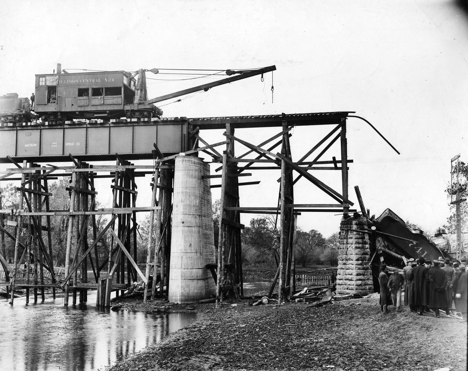 Illinois Central wreck 1911.jpg